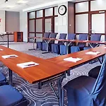Qubus Hotel 3*