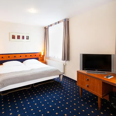 Qubus Hotel