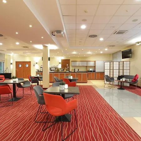 Hotel Qubus Hlohov,