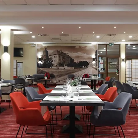 Qubus Hotel 3*