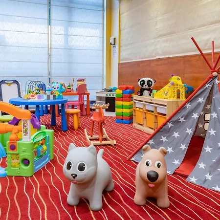 Qubus 3* Hlohov,