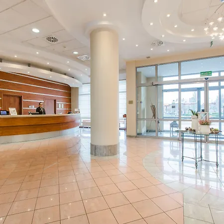 Hotel Qubus Głogów