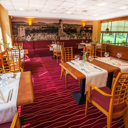 Qubus Hotel 3*
