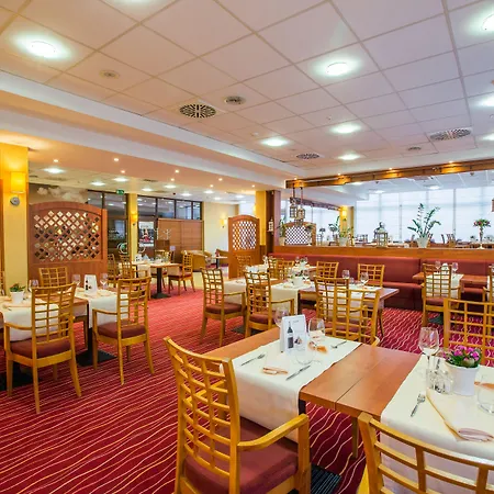 Hotel Qubus 3*