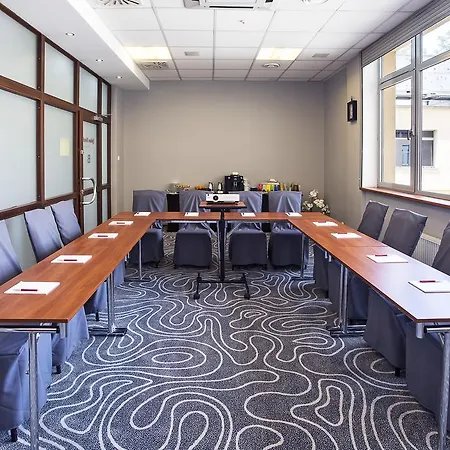 Qubus Hotel Hlohov,