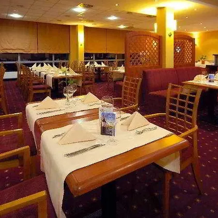 Qubus Hotel Hlohov,