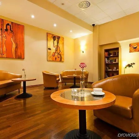 Hotel Qubus Hlohov,
