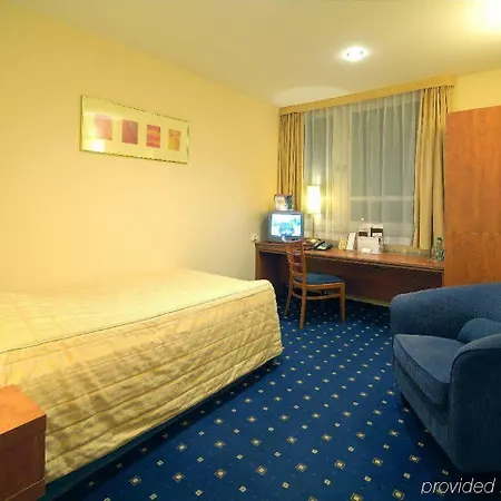 Hotel Qubus