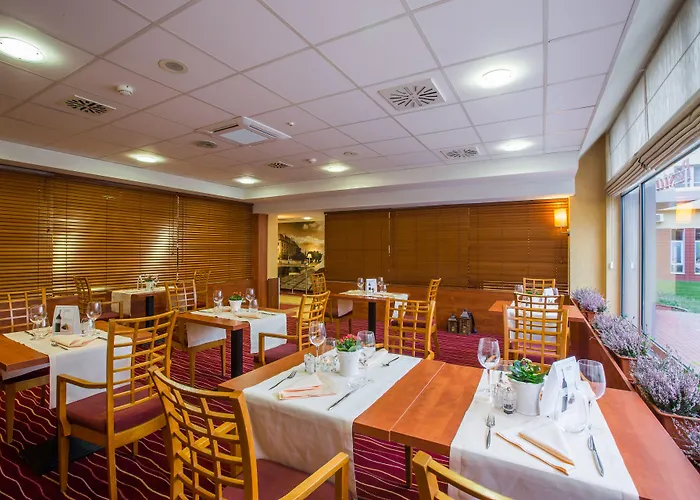 Qubus 3* Glogow (Glogow)