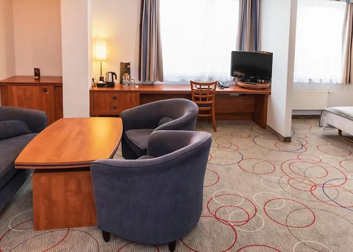 Qubus Hotel Glogow (Glogow)